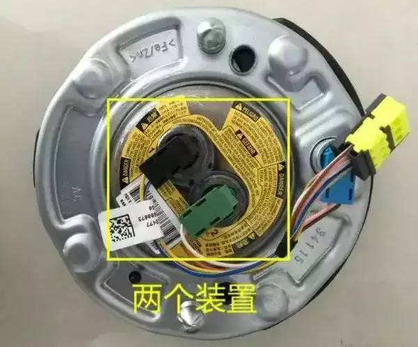 原来你是这样的“丁字裤”M系方向盘超细节实拍