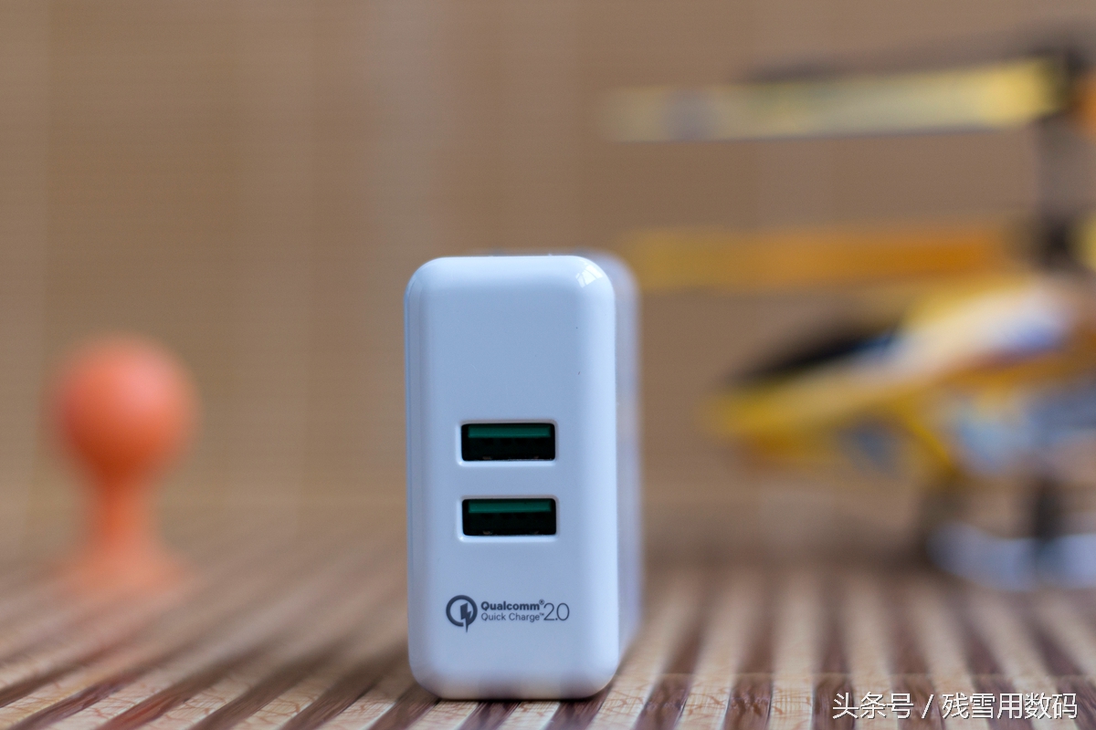 拥有双倍快感——奥睿科QCK-2U快速充电器