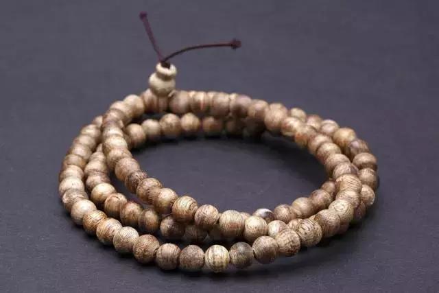 越南沉香木有什么用途,老沉香木雕刻摆件的特征鉴别