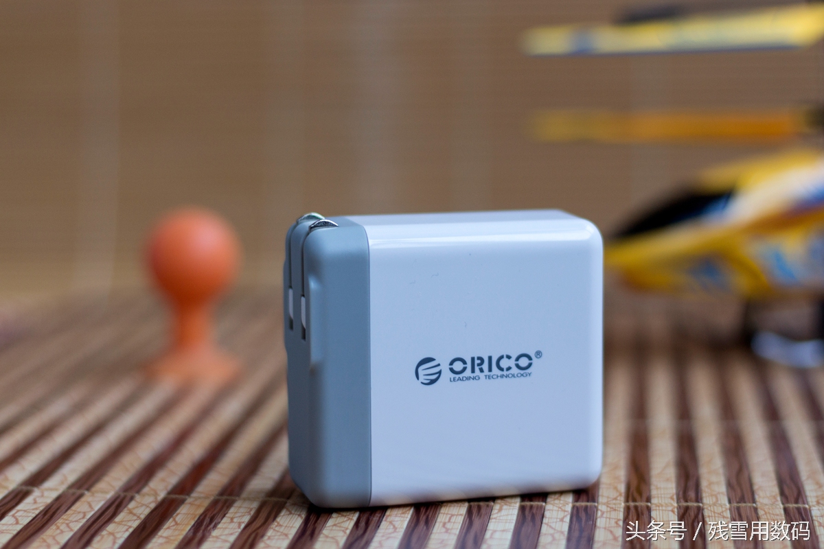 拥有双倍快感——奥睿科QCK-2U快速充电器