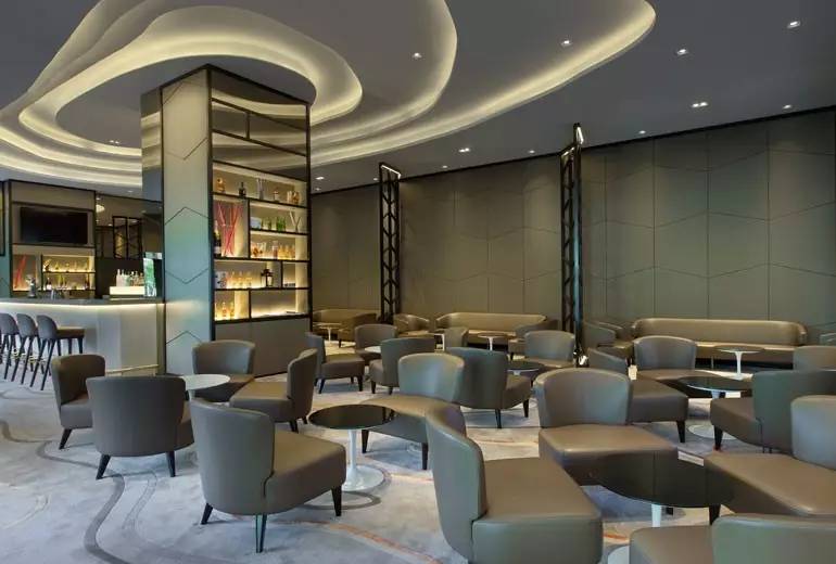 新加坡万豪福朋喜来登,福朋喜来登和艾美自助餐