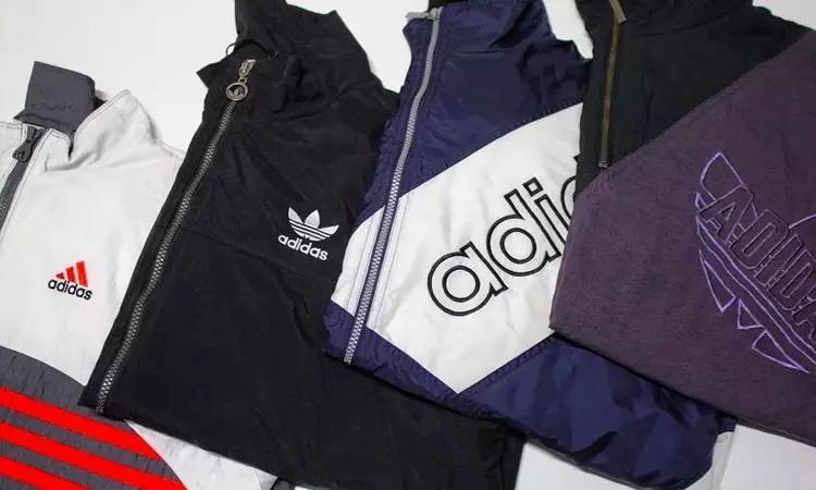 上千块的PALACE、GOSHA复古风单品，这店只需几分之一