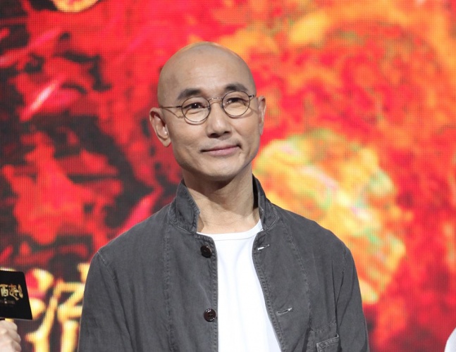 卢冠廷吉他一生所爱催泪版,卢冠廷献唱一生所爱