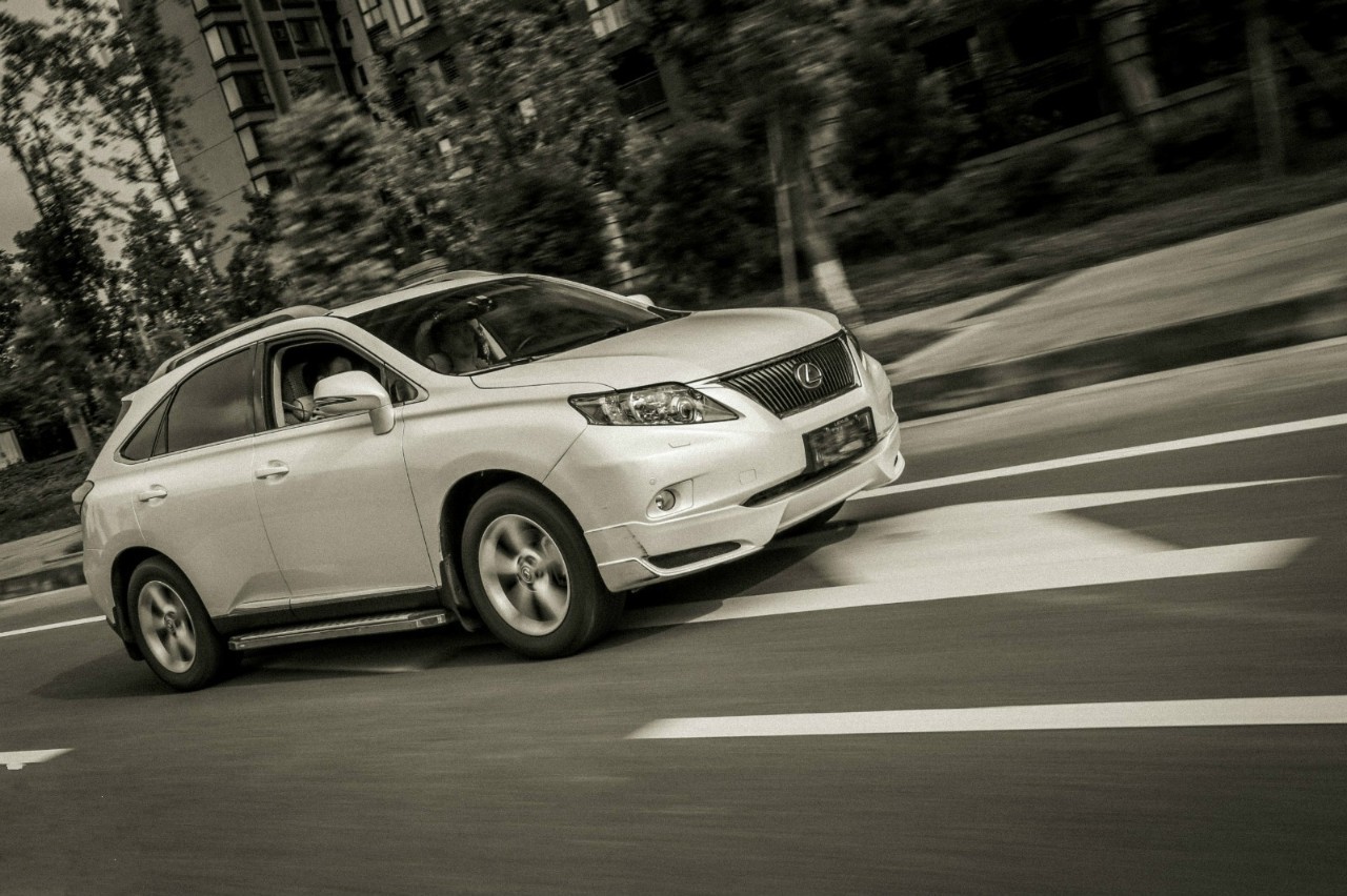 也许不再年轻但依旧热血,雷克萨斯rx270经典驾驶感受