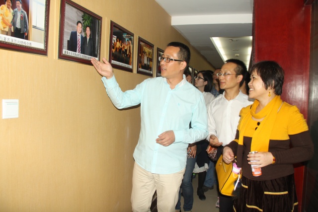 万企访谈：“大成胜德”副总裁独立精彩的人生