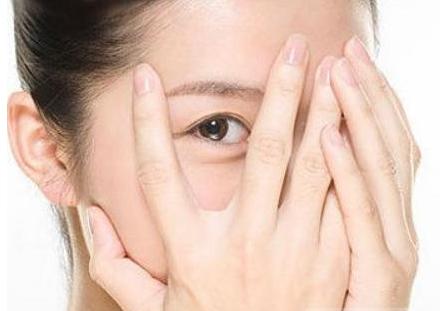 清洁脸上毛孔垃圾,脸上毛孔拉出毛发