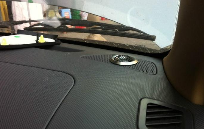 五菱宏光miniev马卡龙音响改装,五菱宏光v前门加装音响喇叭