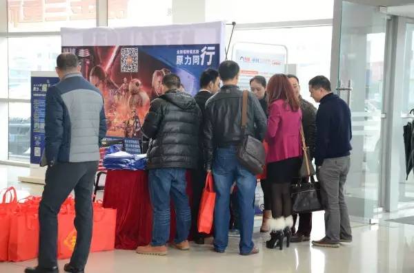 新春成交42台！小胖看车团到访惠州益成