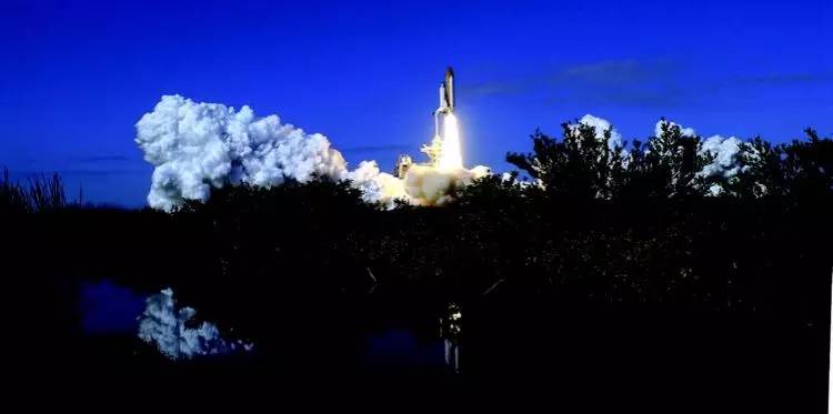 在天际化作流星的爱人