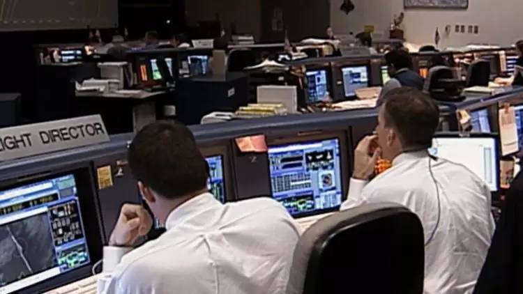 在天际化作流星的爱人