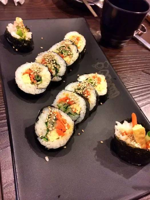 关关相亲对象主动请吃饭那段,关关去吃饭