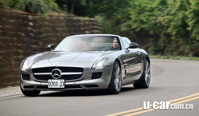 奔驰sls鸥翼门首发,奔驰sls有非欧翼车门么