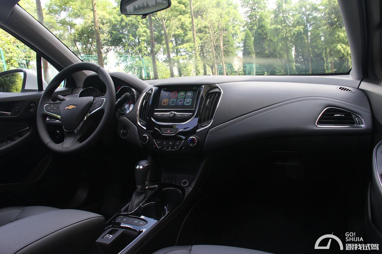 试驾19科鲁兹,雪佛兰科鲁兹2015款经典试驾视频