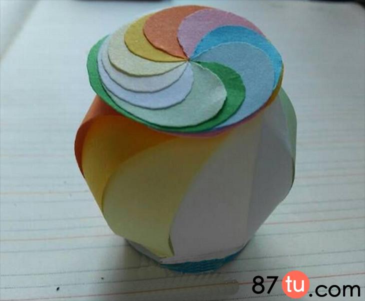 一次性筷子制作灯笼步骤图解,一次性饭盒制作灯笼步骤图解