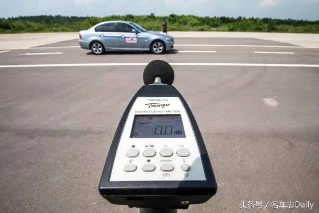 如何挑选一款适合自己的轮胎,夏季轮胎和四季轮胎