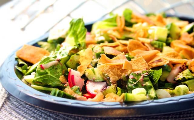 沙拉属于健康的食物吗,沙拉很健康
