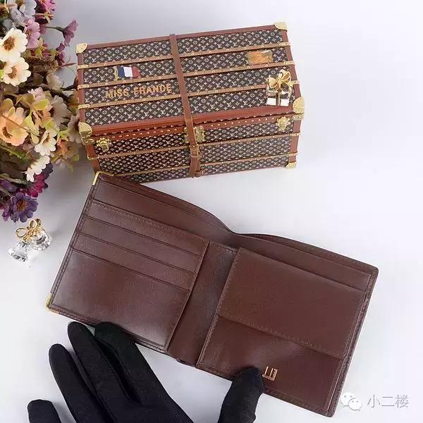 钱包要选什么样的才好,什么牌子的钱包好看适合女孩子