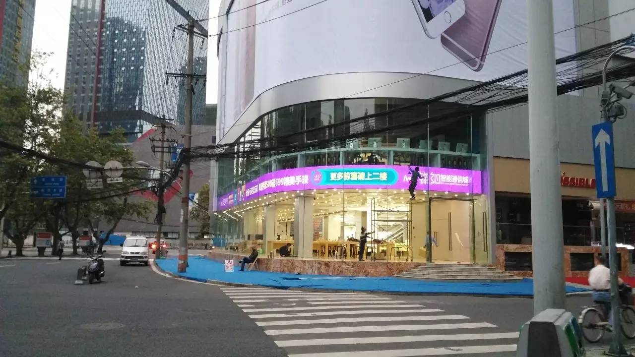 led门头显示屏制作过程,酷炫的led门头