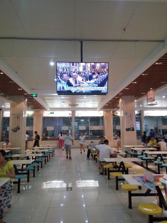 太原理工大学学姐迎新,新生怎么去太原理工大学