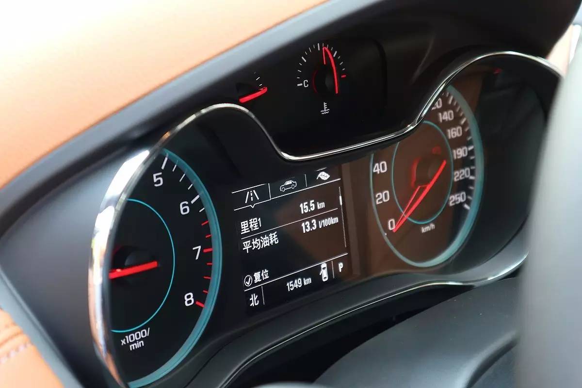 雪佛兰新款科鲁兹试驾评测,雪佛兰科鲁兹1.4t油耗17年上牌