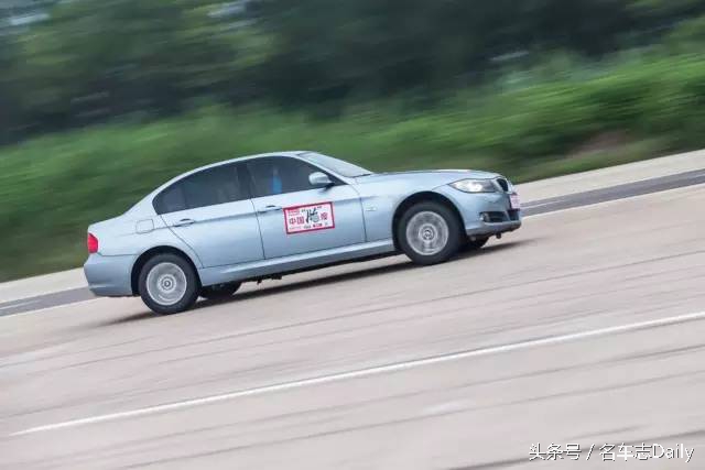 如何挑选一款适合自己的轮胎,夏季轮胎和四季轮胎