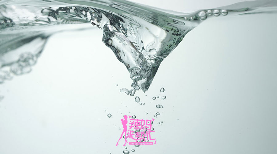 宝宝饮水中毒的危害,喝水不当竟会中毒如何健康饮水