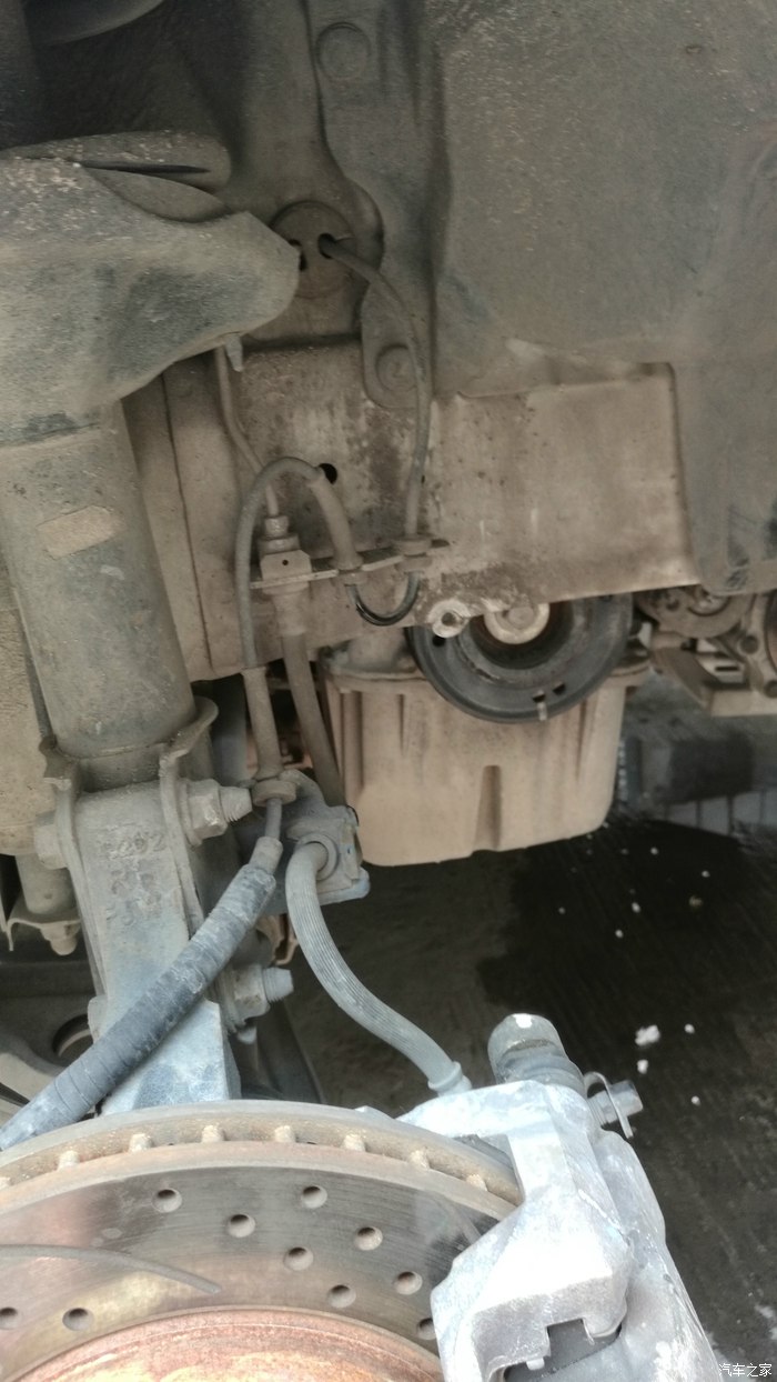 助力泵皮带和发电机皮带是一根吗,发电机皮带和助力泵皮带一样吗