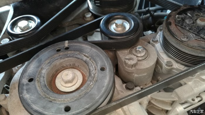 助力泵皮带和发电机皮带是一根吗,发电机皮带和助力泵皮带一样吗