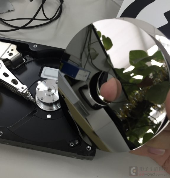 拆解希捷500g移动硬盘,希捷1tb固态硬盘拆解