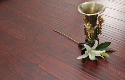 强化复合地板好坏辨别,怎么鉴别劣质复合地板