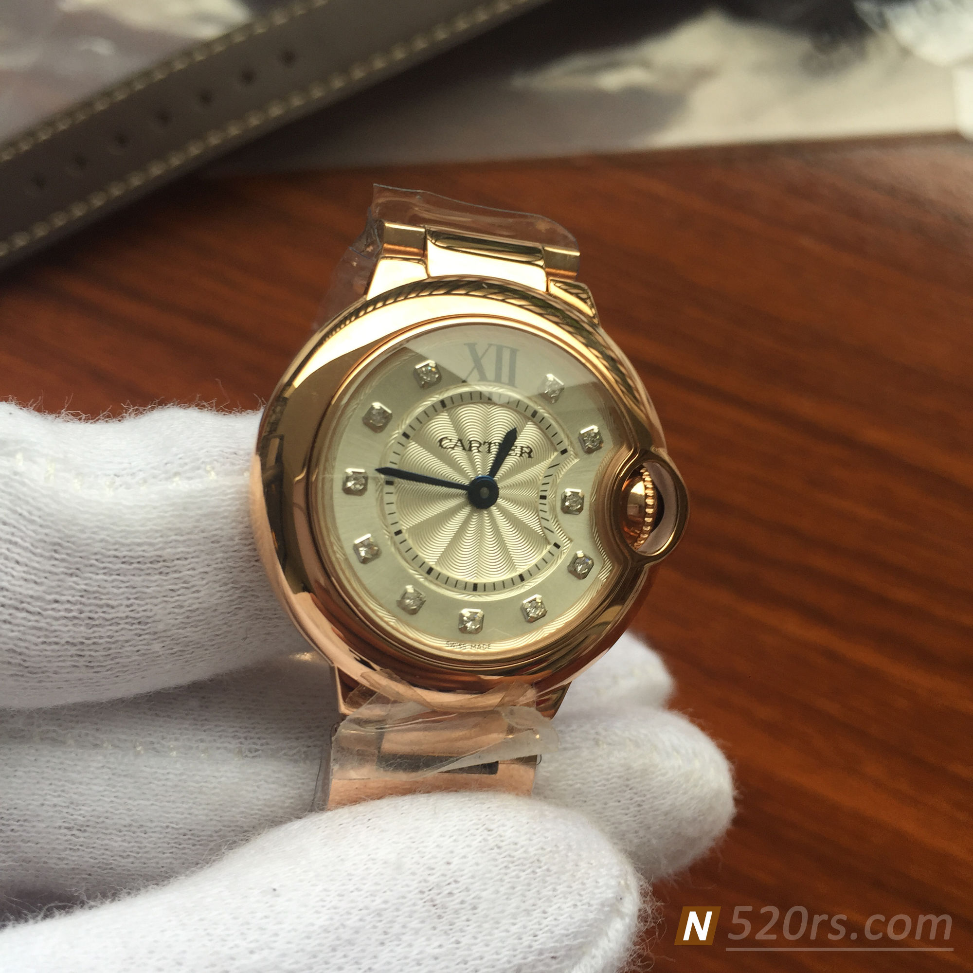 给你想要的法式浪漫风情-卡地亚女士腕表推荐