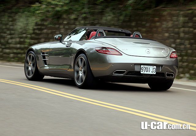 奔驰sls鸥翼门首发,奔驰sls有非欧翼车门么