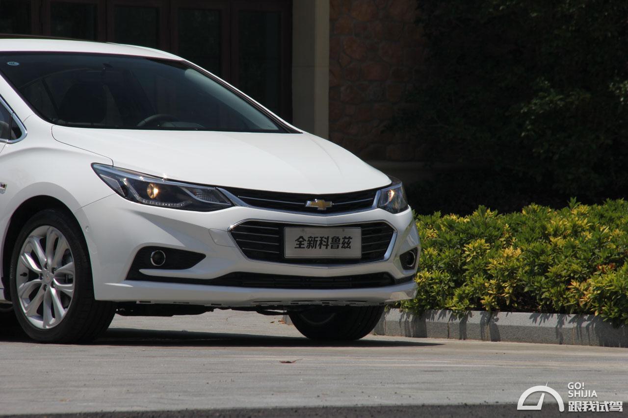 试驾19科鲁兹,雪佛兰科鲁兹2015款经典试驾视频