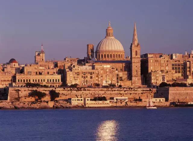 邮轮旅行之海岸线航行 (邮轮旅游的几大重要航线)