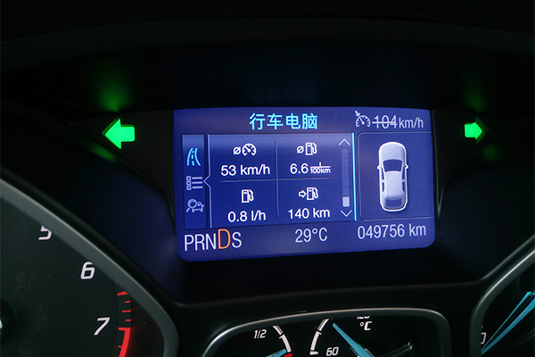 2013年1.8l福克斯二手车油耗多少,福克斯2011款三厢经典手动油耗1.8