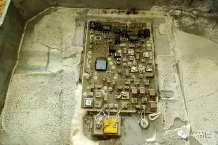 自动大灯影响氙气灯寿命吗,氙气灯频繁闪影响寿命吗