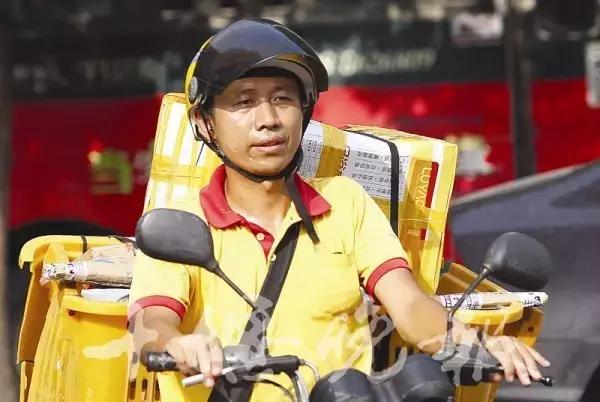 阳光狠毒，他们很美！清凉衡阳城，致敬高温工笔者！