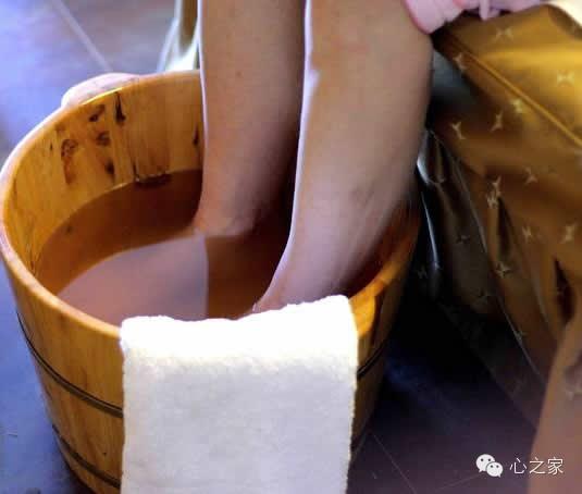 大风降温注意保暖,气温下降心室难受怎么办