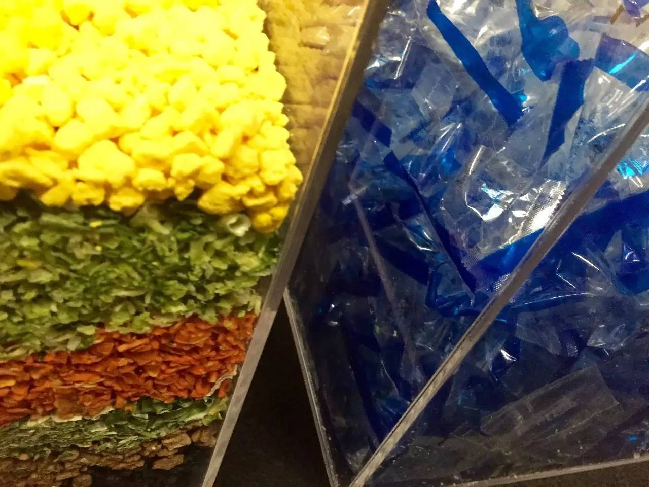 校红｜北电林宇瀚－1000多包方便面调味料作品的创造者