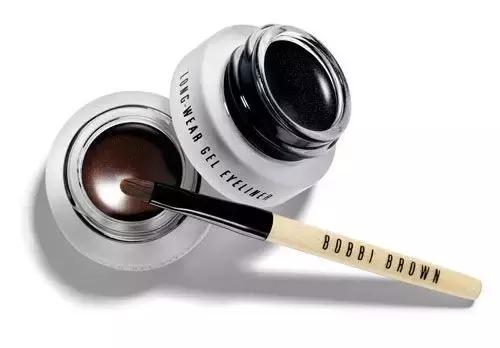 妹纸你的妆都糊了，还怎么撩男神？