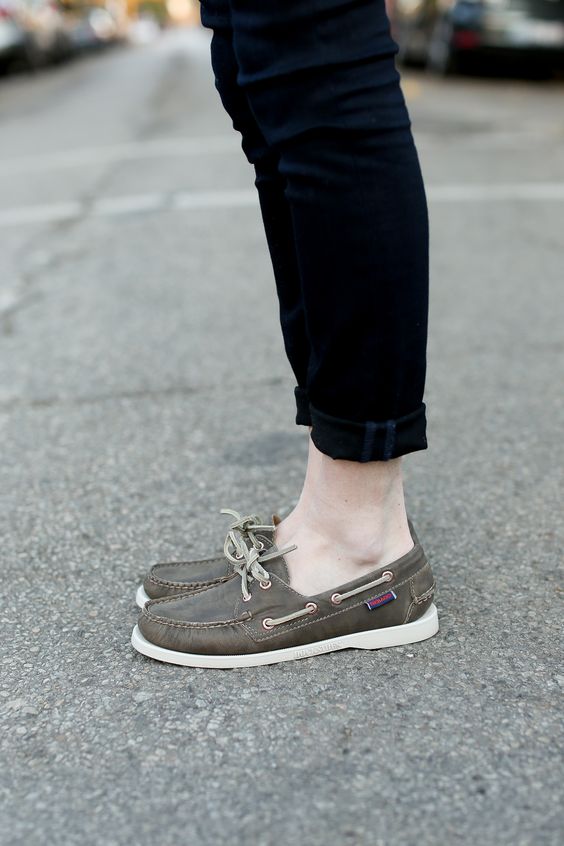 公认十大最舒服的小白鞋,公认十大最舒服的夏季通勤鞋