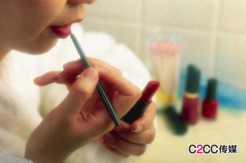 百雀羚和卡姿兰哪个品牌比较好,卡姿兰和百雀羚哪个档次高