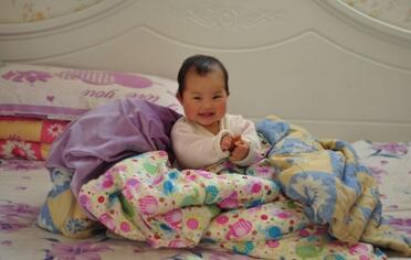 宝宝感冒流鼻涕一招教你解决,5个月婴幼儿感冒流清鼻涕小妙招