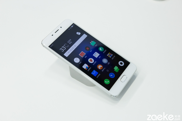 魅蓝e2开箱上手体验,魅蓝e简单小评测