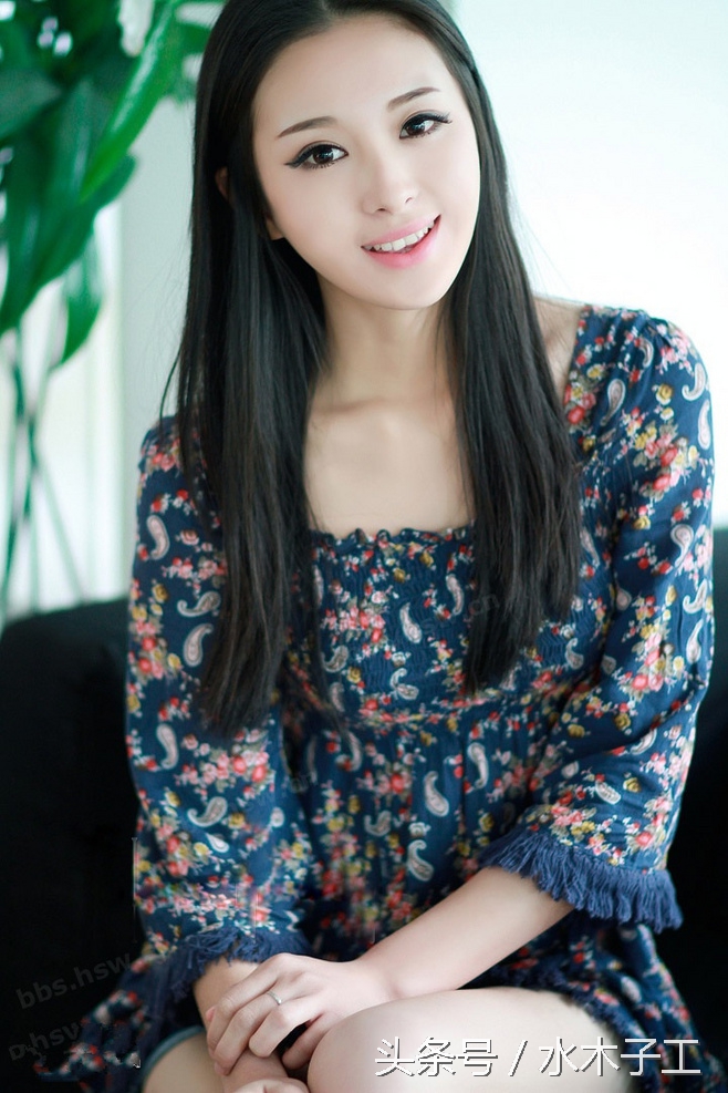 《八舍102》（小说连载九）：成熟师姐欧阳倩雪艳如桃