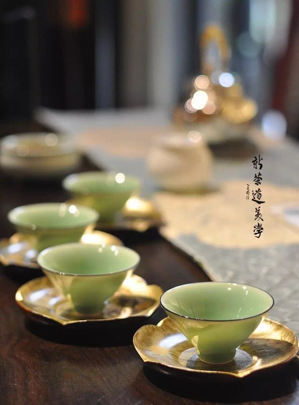 南京只有这里可以免费喝到百年老铁壶为您泡的茶！