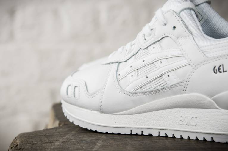 拒绝花里胡哨的鞋,好看又舒服的小白鞋推荐