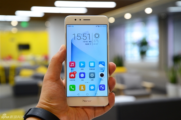华为手机荣耀8测评,华为手机荣耀80评价