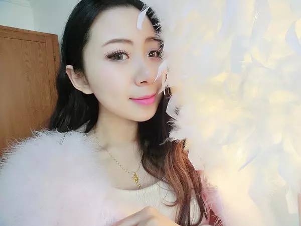 情人节妆简单创意,甜蜜情人节妆容教程