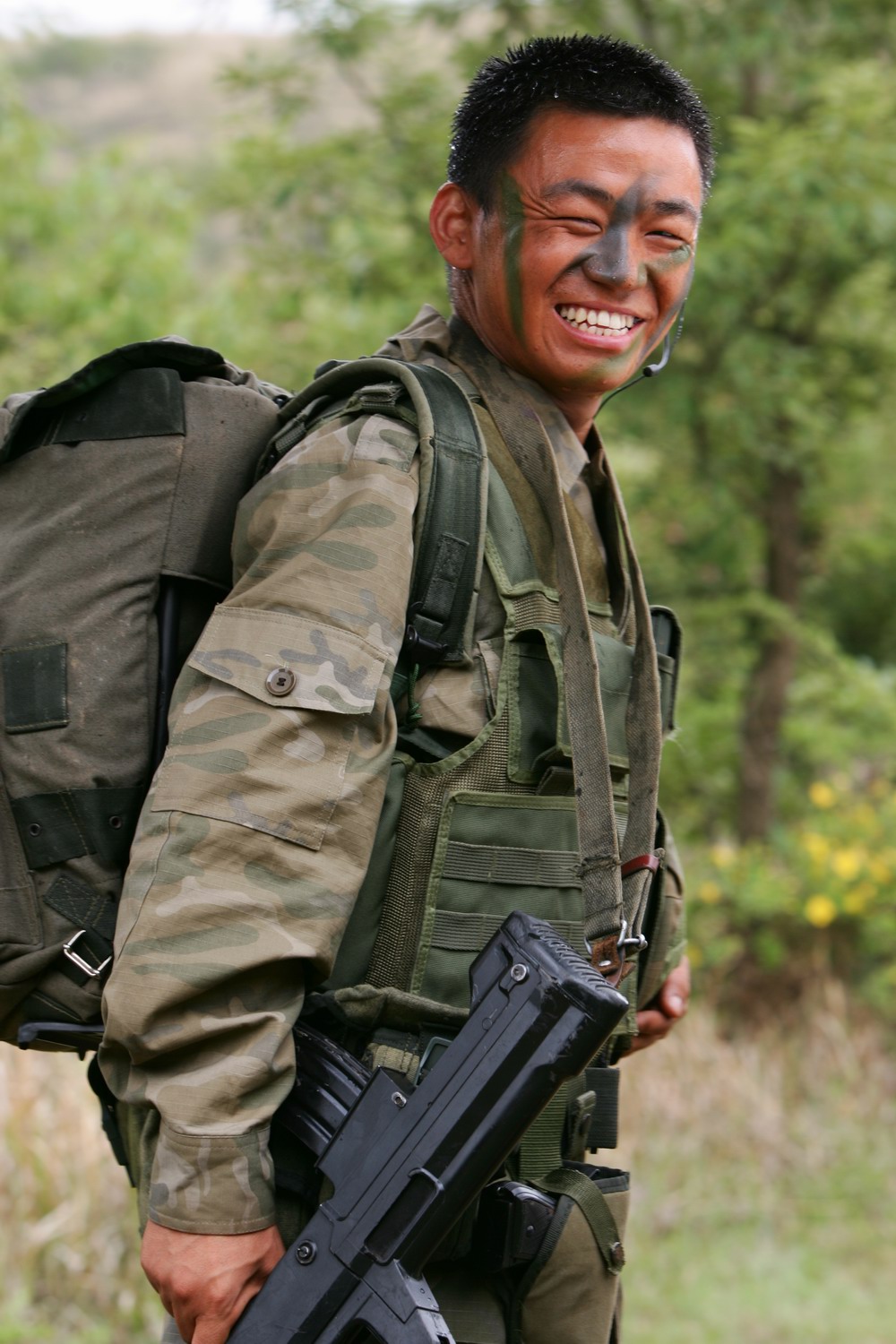 王宝强离婚后的个人财富有多少,王宝强和马蓉离婚后谁过得更幸福